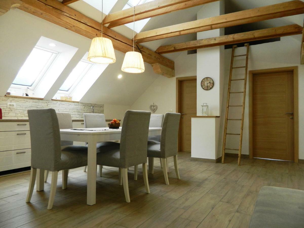 Domacija Loncnar- Apartment Bohinj Eksteriør bilde